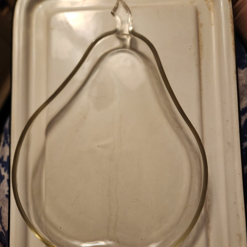 3 pear shaped snack plates